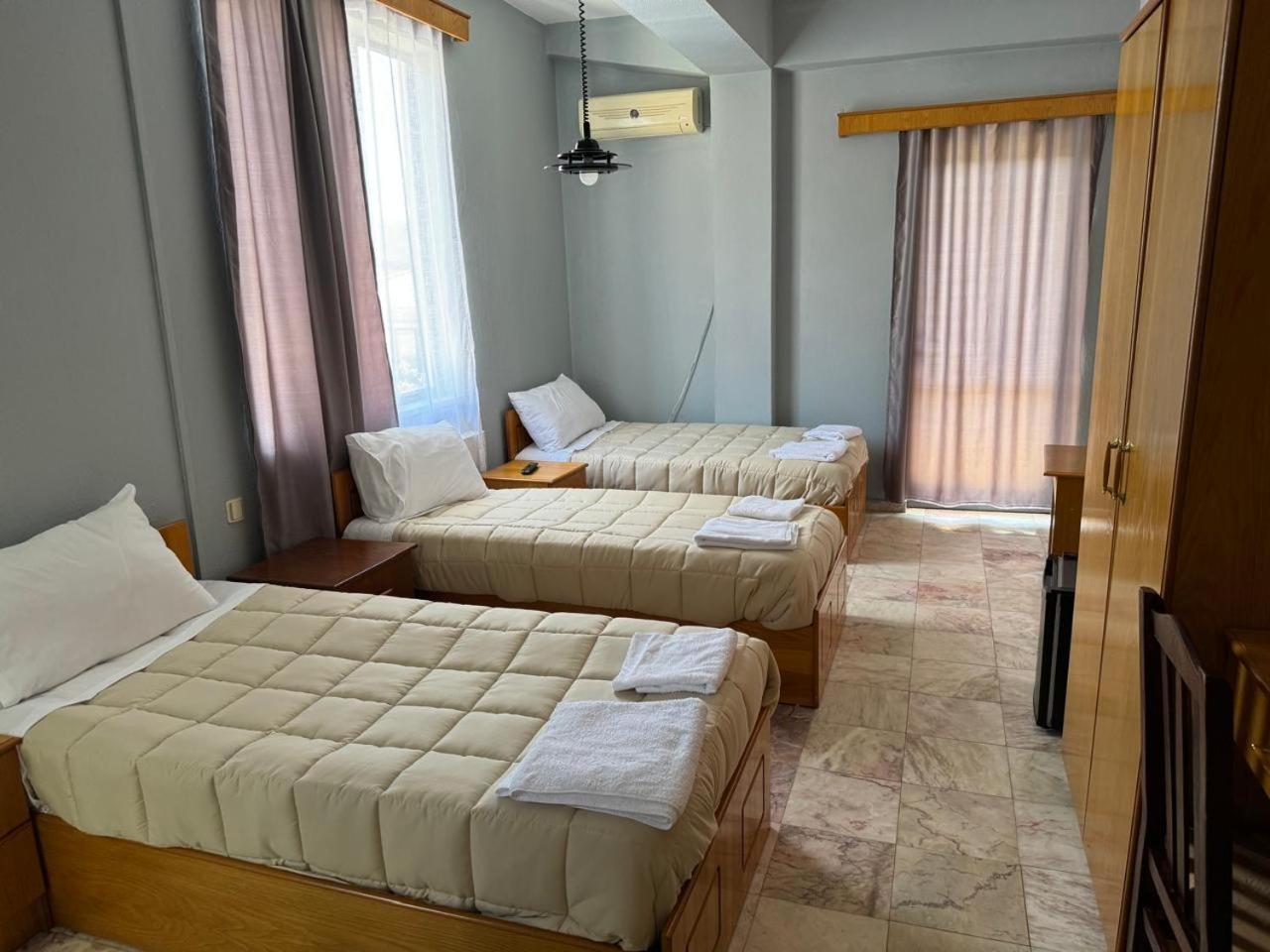 Sirena Hotel Tushemisht المظهر الخارجي الصورة