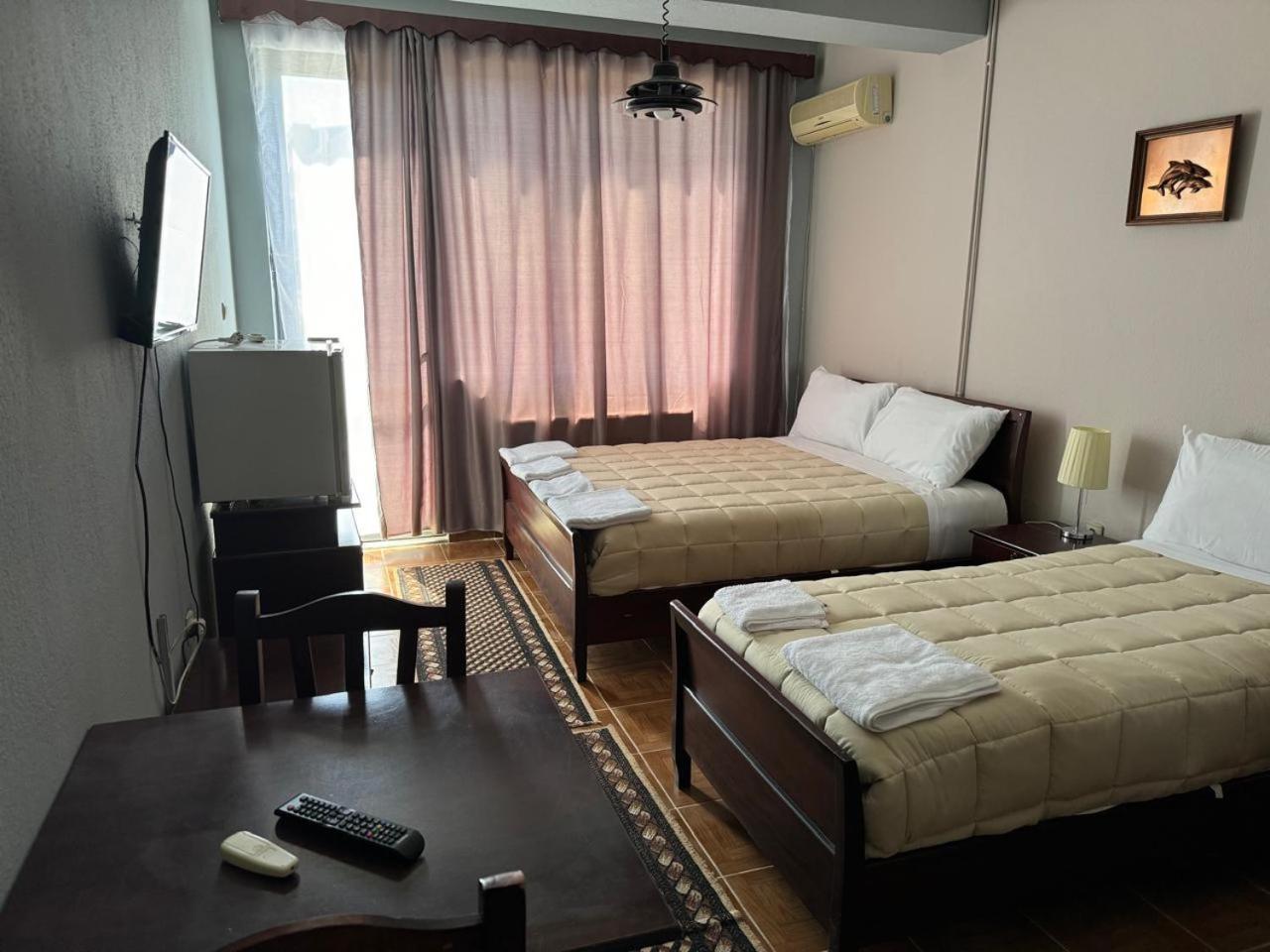 Sirena Hotel Tushemisht المظهر الخارجي الصورة